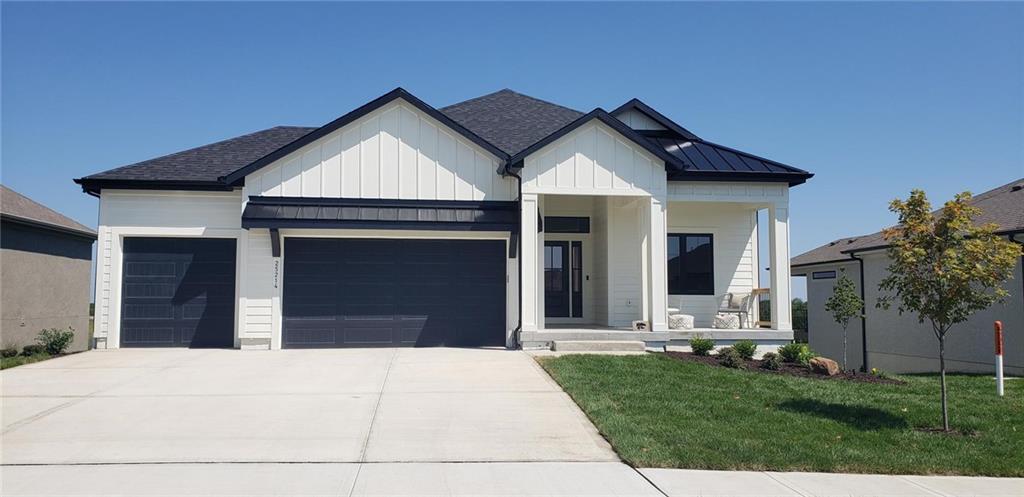 Listing Photo MLS #HMS2576800