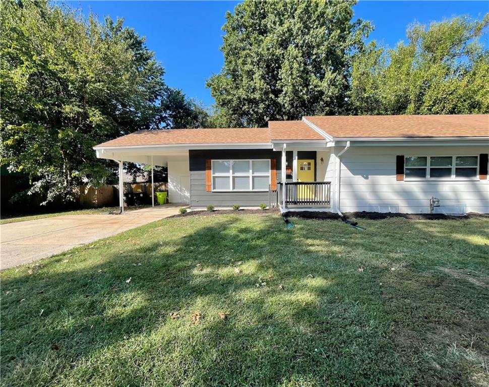 Listing Photo MLS #HMS2576858