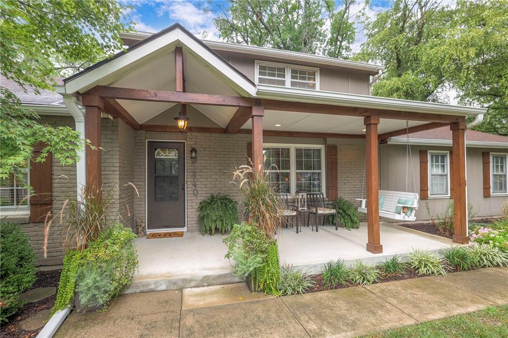 Listing Photo MLS #HMS2576943