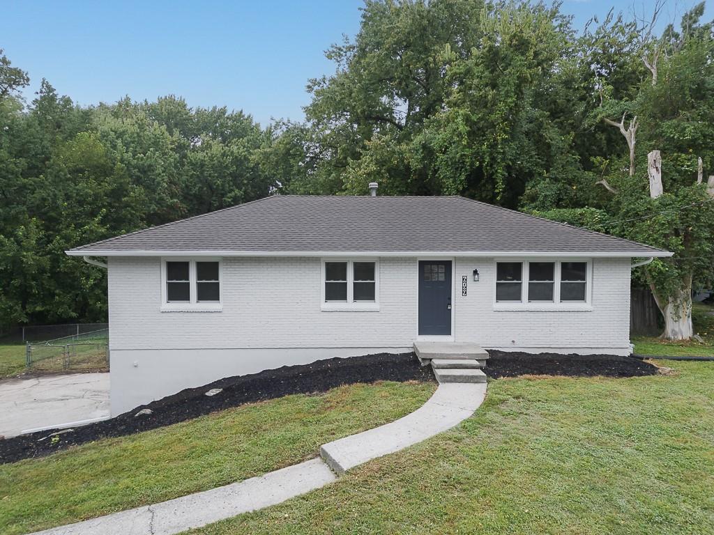 Listing Photo MLS #HMS2577101