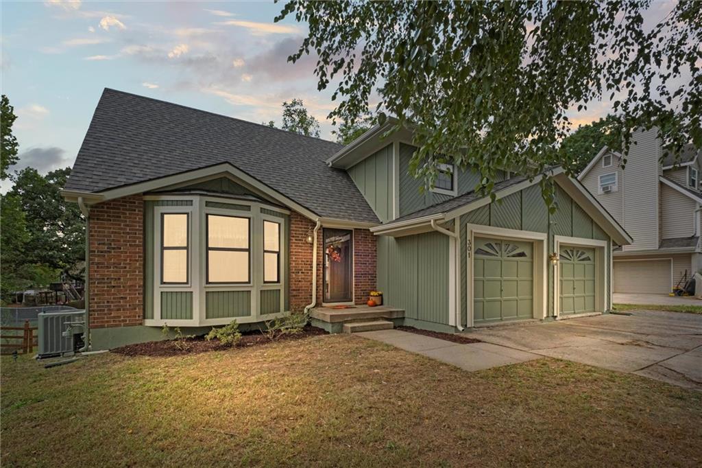 Listing Photo MLS #HMS2577317