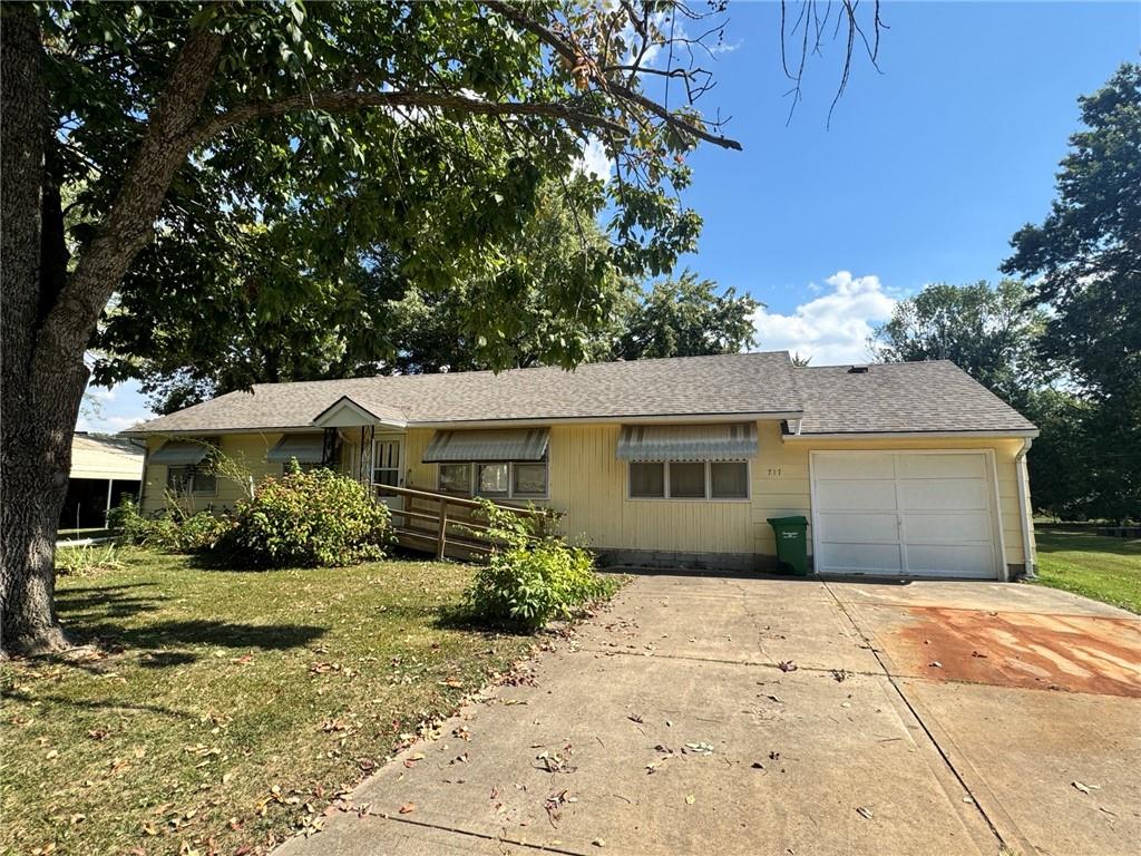 Listing Photo MLS #HMS2577377