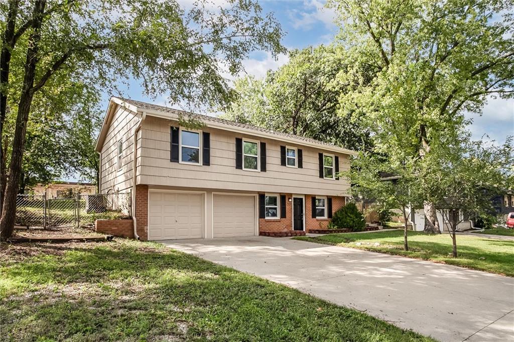 Listing Photo MLS #HMS2577652