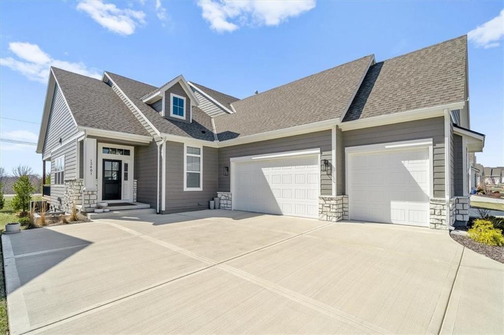 Listing Photo MLS #HMS2577908