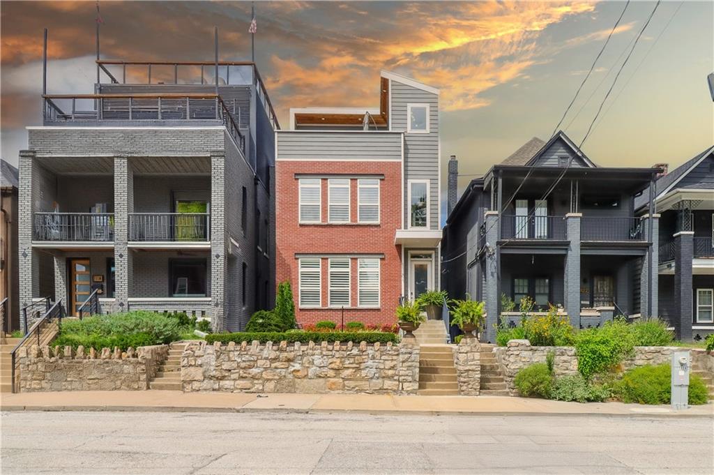 Listing Photo MLS #HMS2577933