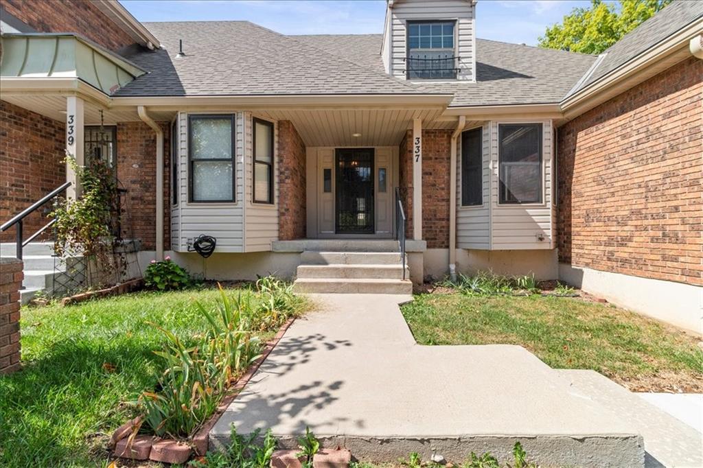 Listing Photo MLS #HMS2577938