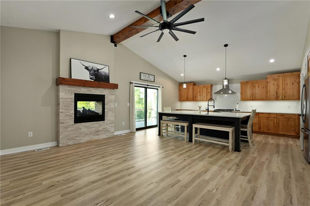 Listing Photo MLS #HMS2578162