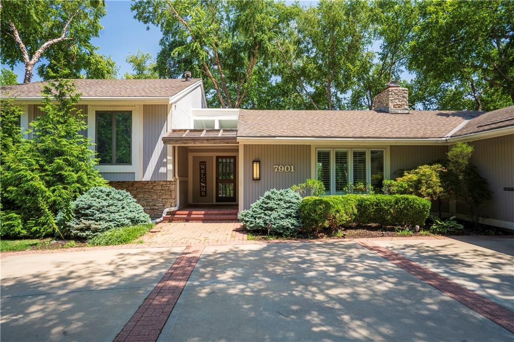 Listing Photo MLS #HMS2578567