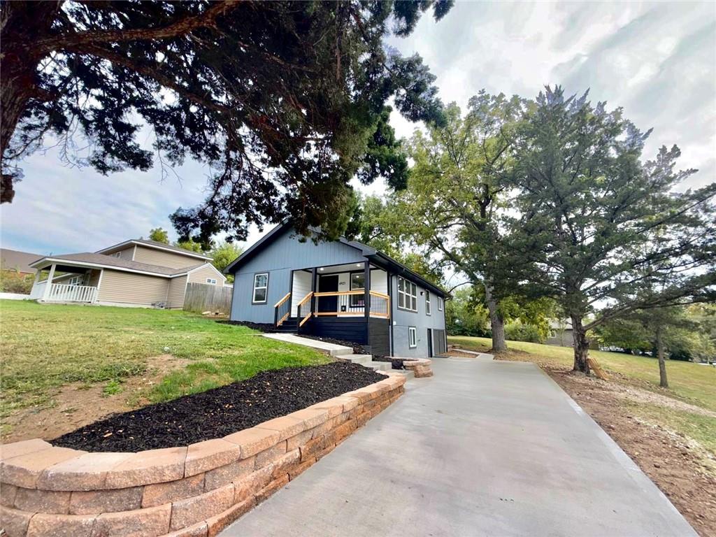 Listing Photo MLS #HMS2578934