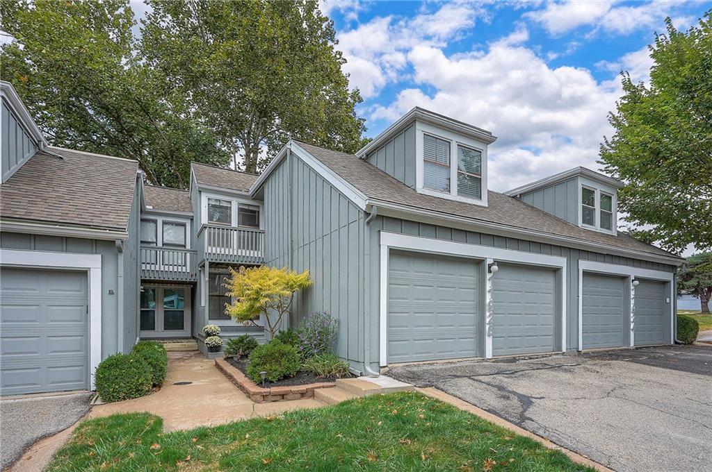 Listing Photo MLS #HMS2579570