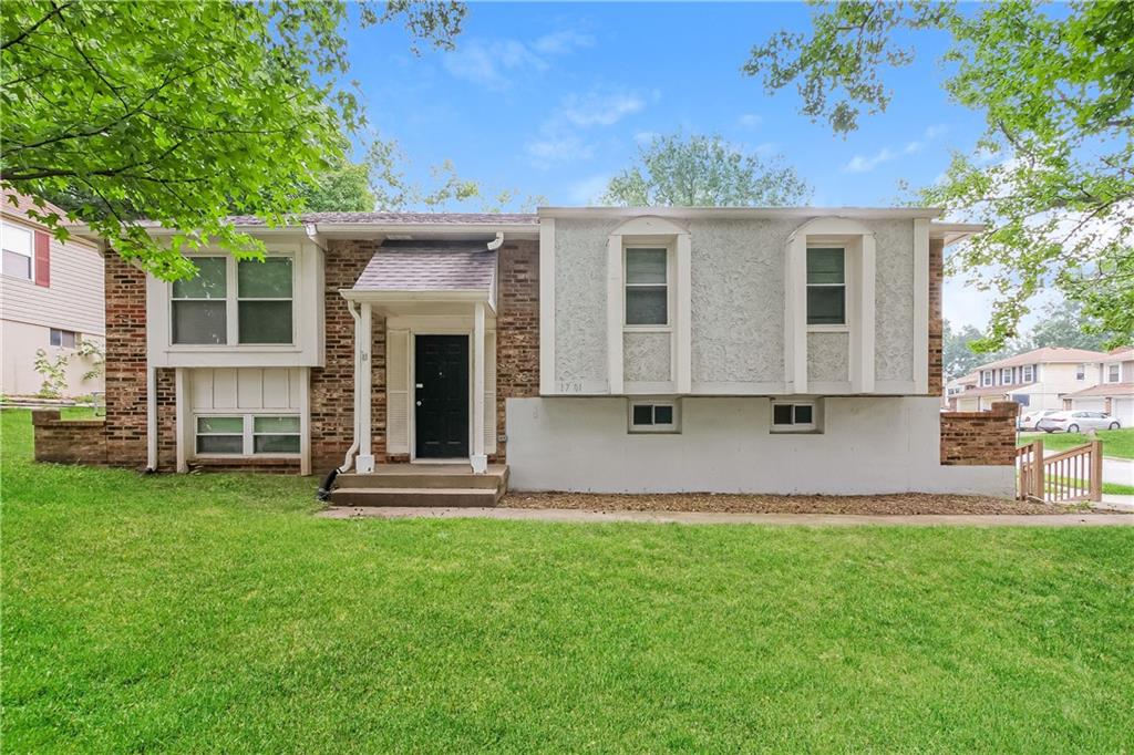 Listing Photo MLS #HMS2579657