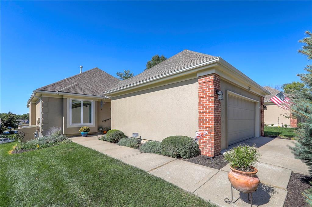 Listing Photo MLS #HMS2579803