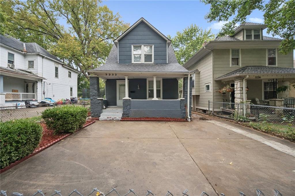 Listing Photo MLS #HMS2579997