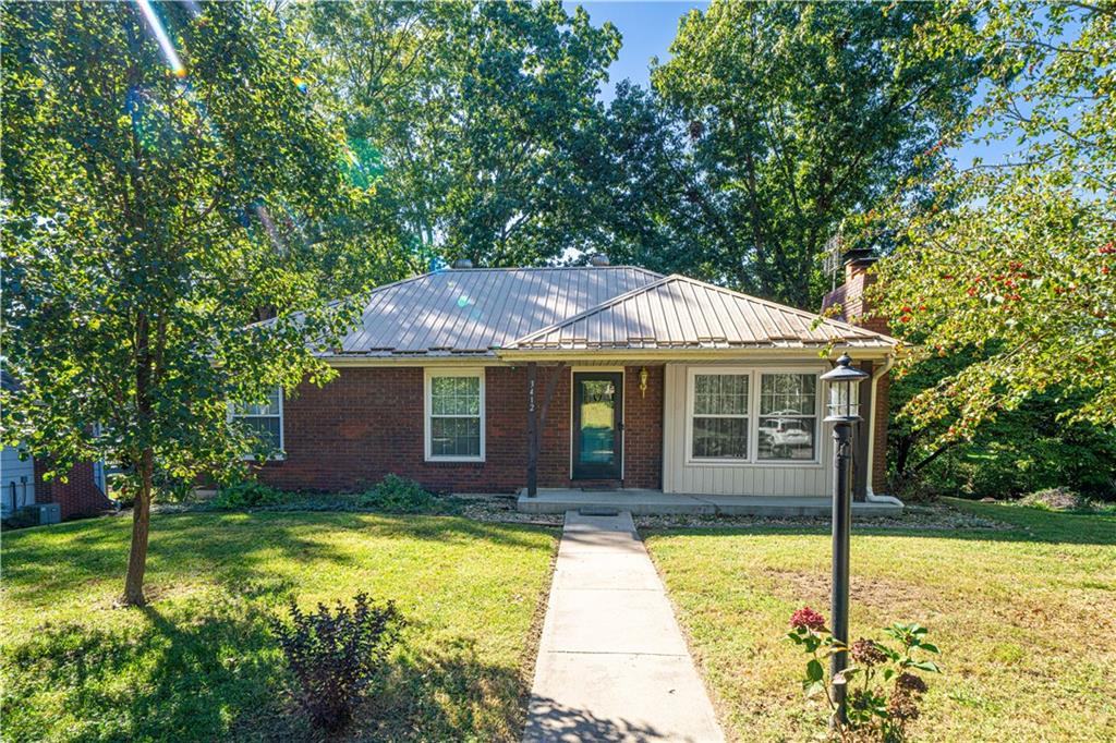 Listing Photo MLS #HMS2581030