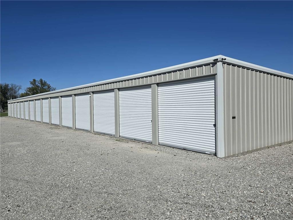 Listing Photo MLS #HMS2581103