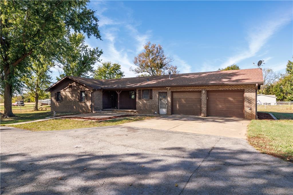 Listing Photo MLS #HMS2581169