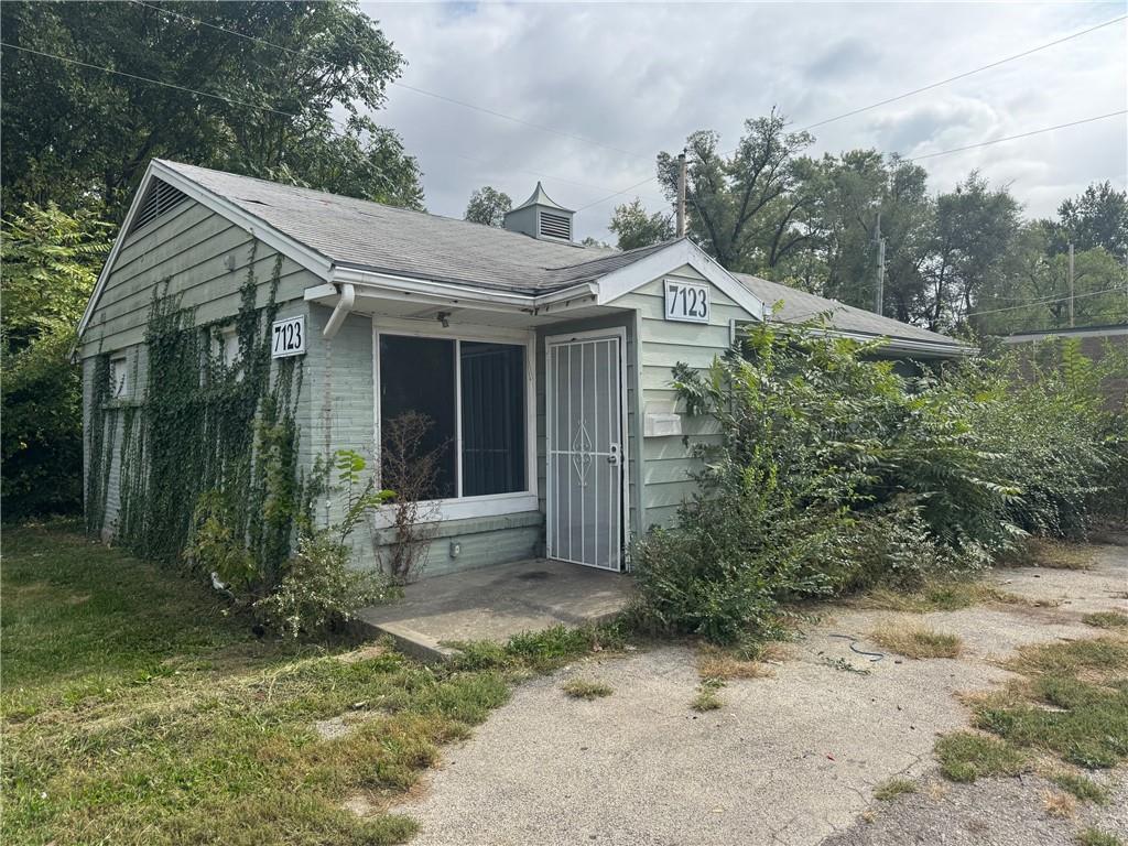 Listing Photo MLS #HMS2581216