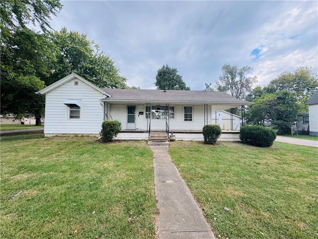 Listing Photo MLS #HMS2581544