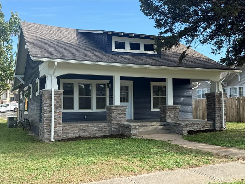Listing Photo MLS #HMS2581613