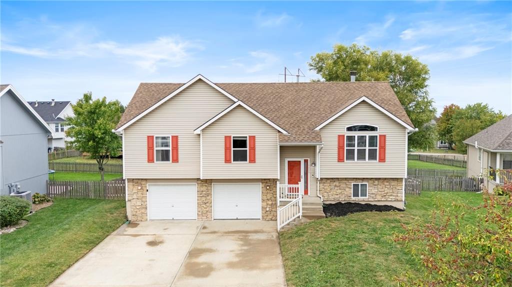 Listing Photo MLS #HMS2581631