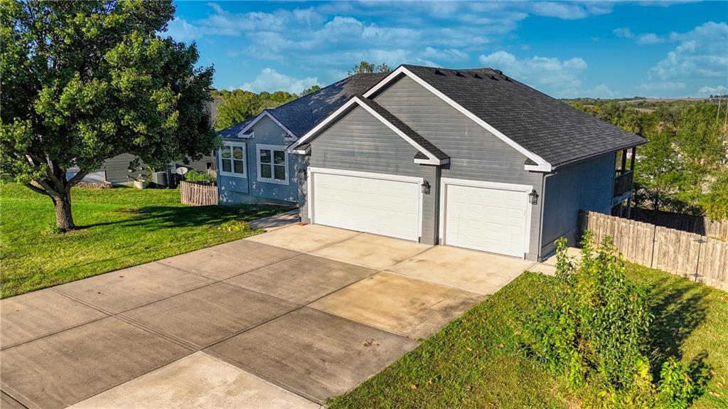 Listing Photo MLS #HMS2581731