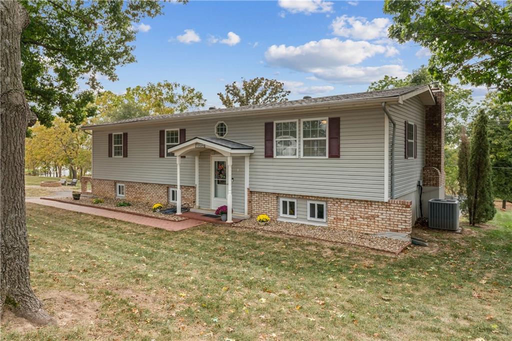 Listing Photo MLS #HMS2581802