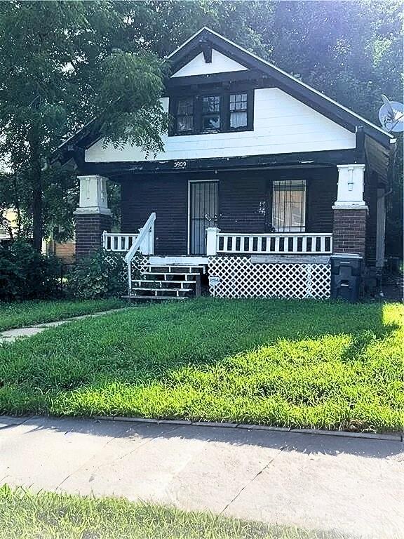 Listing Photo MLS #HMS2581844