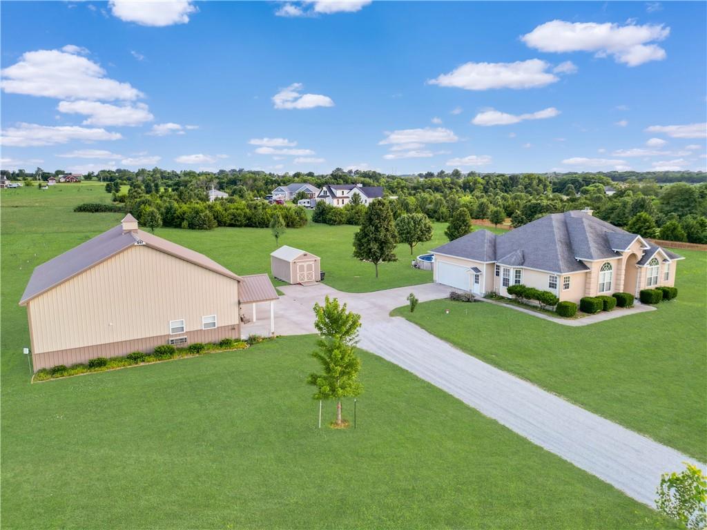 Listing Photo MLS #HMS2581854