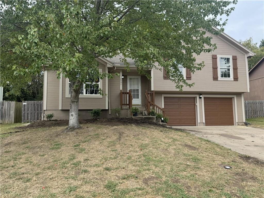 Listing Photo MLS #HMS2581939