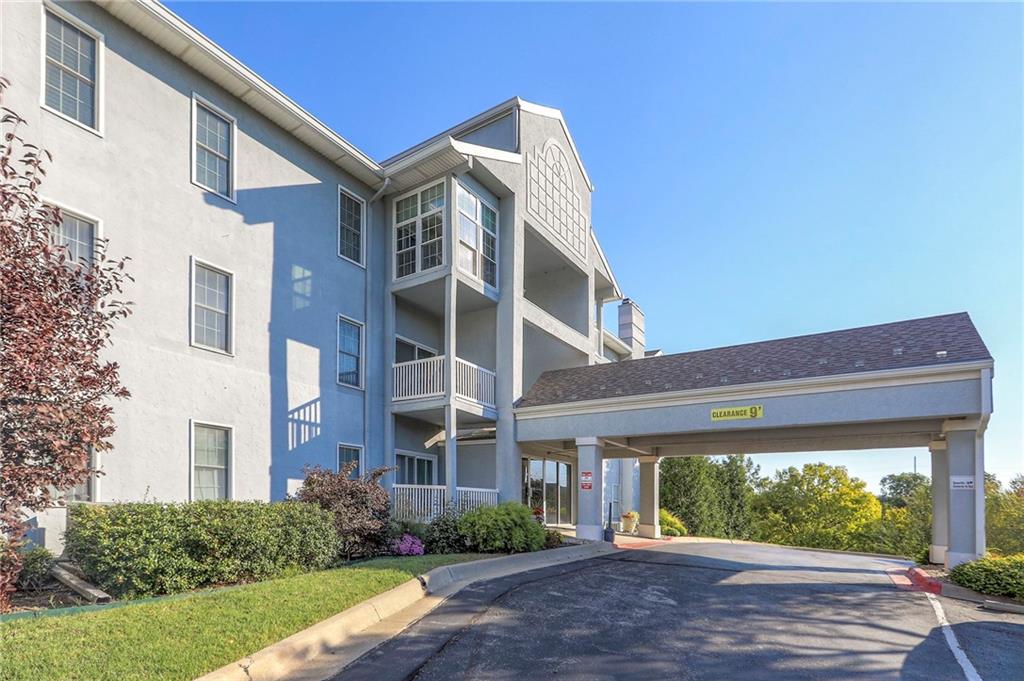 Listing Photo MLS #HMS2582082