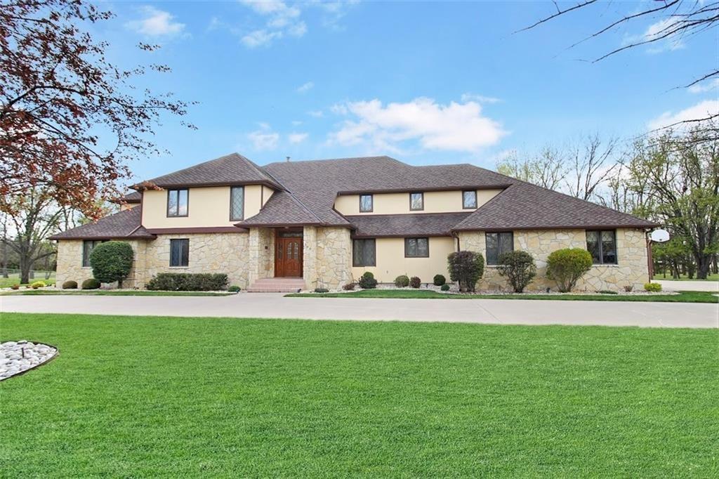 Listing Photo MLS #HMS2582103