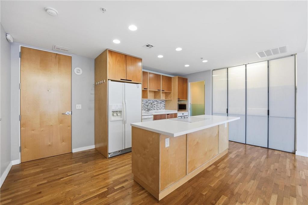 Listing Photo MLS #HMS2582137