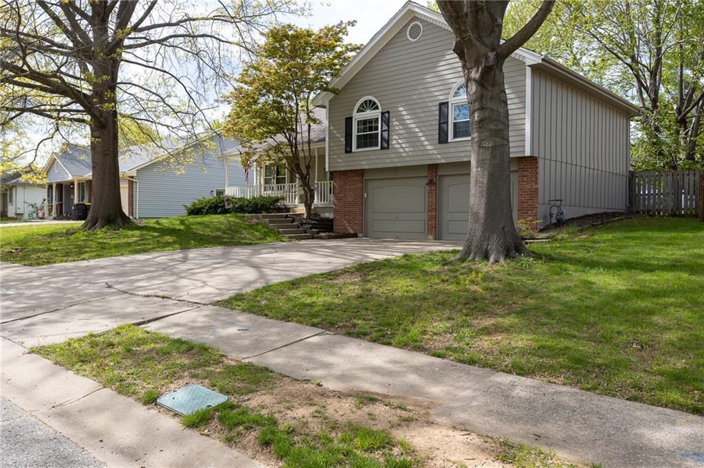 Listing Photo MLS #HMS2582185
