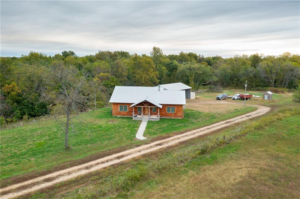 Listing Photo MLS #HMS2582614