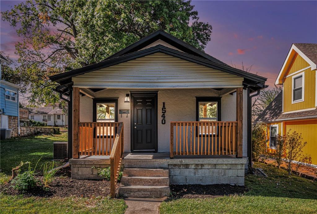 Listing Photo MLS #HMS2583347