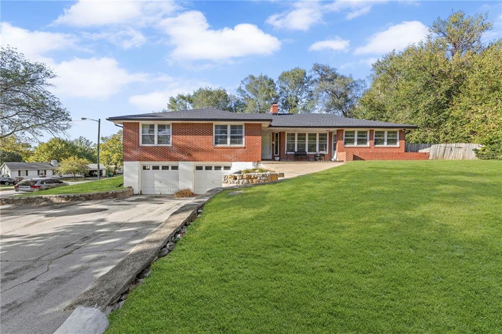 Listing Photo MLS #HMS2583437