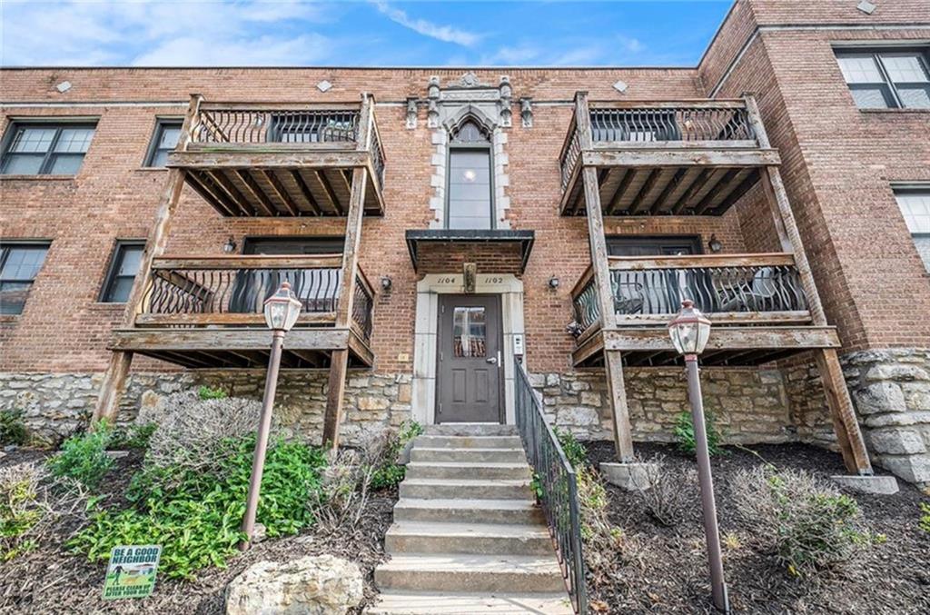 Listing Photo MLS #HMS2583529