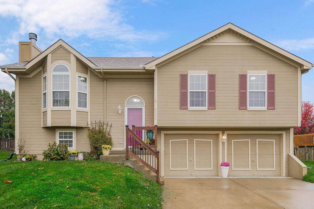 Listing Photo MLS #HMS2583779