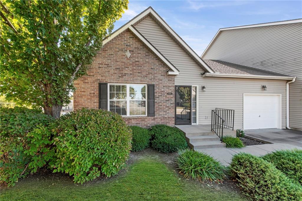 Listing Photo MLS #HMS2583828