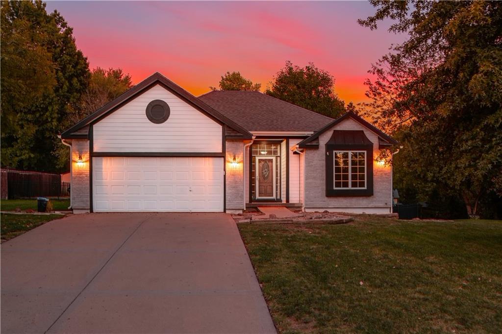 Listing Photo MLS #HMS2584001