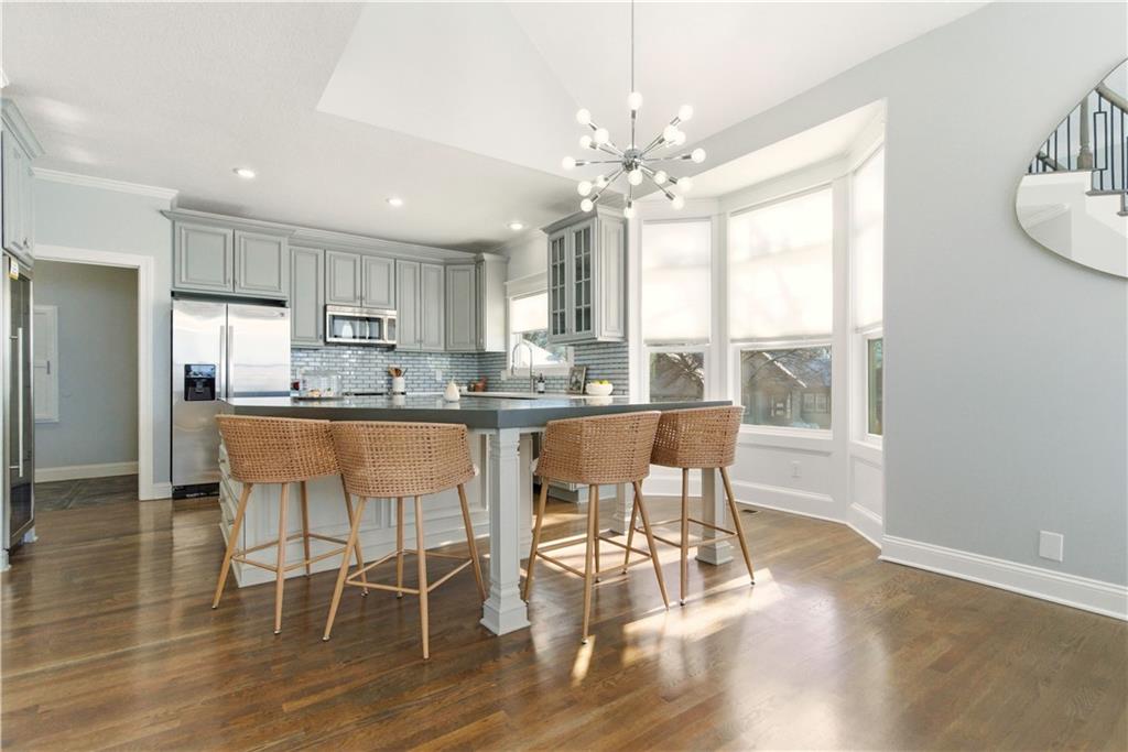 Listing Photo MLS #HMS2584129