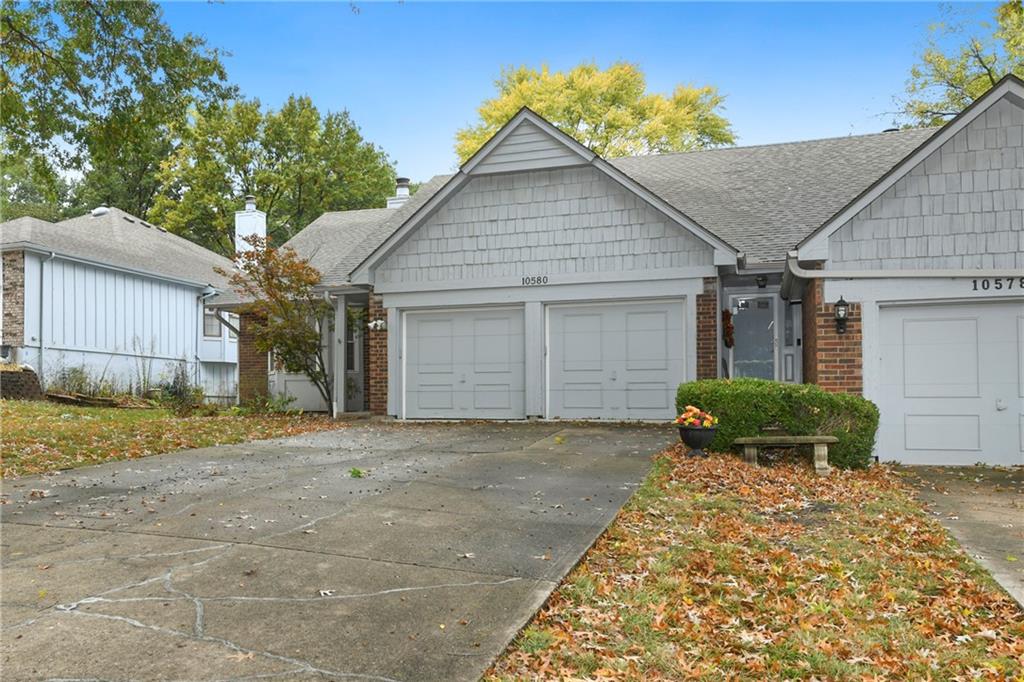 Listing Photo MLS #HMS2584272