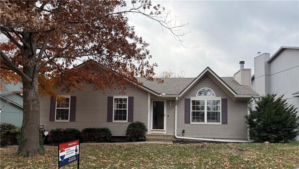 Listing Photo MLS #HMS2584280