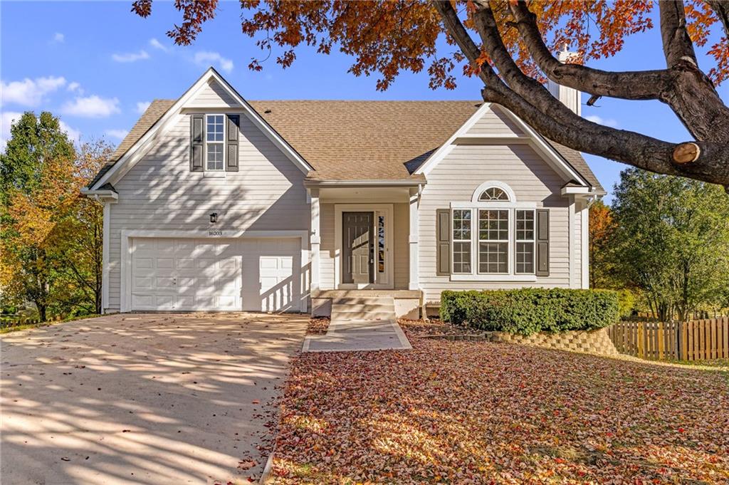 Listing Photo MLS #HMS2584312