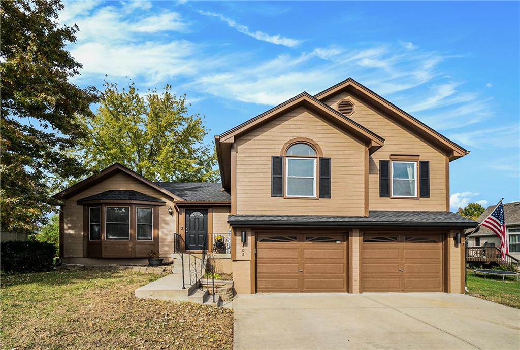 Listing Photo MLS #HMS2585066