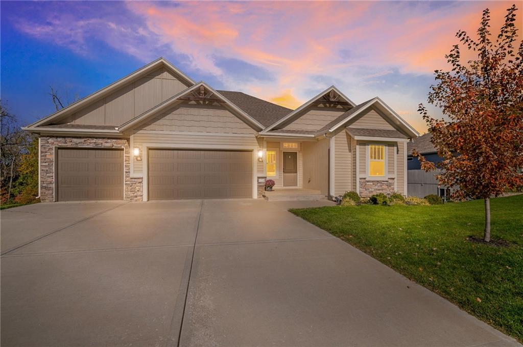 Listing Photo MLS #HMS2585162