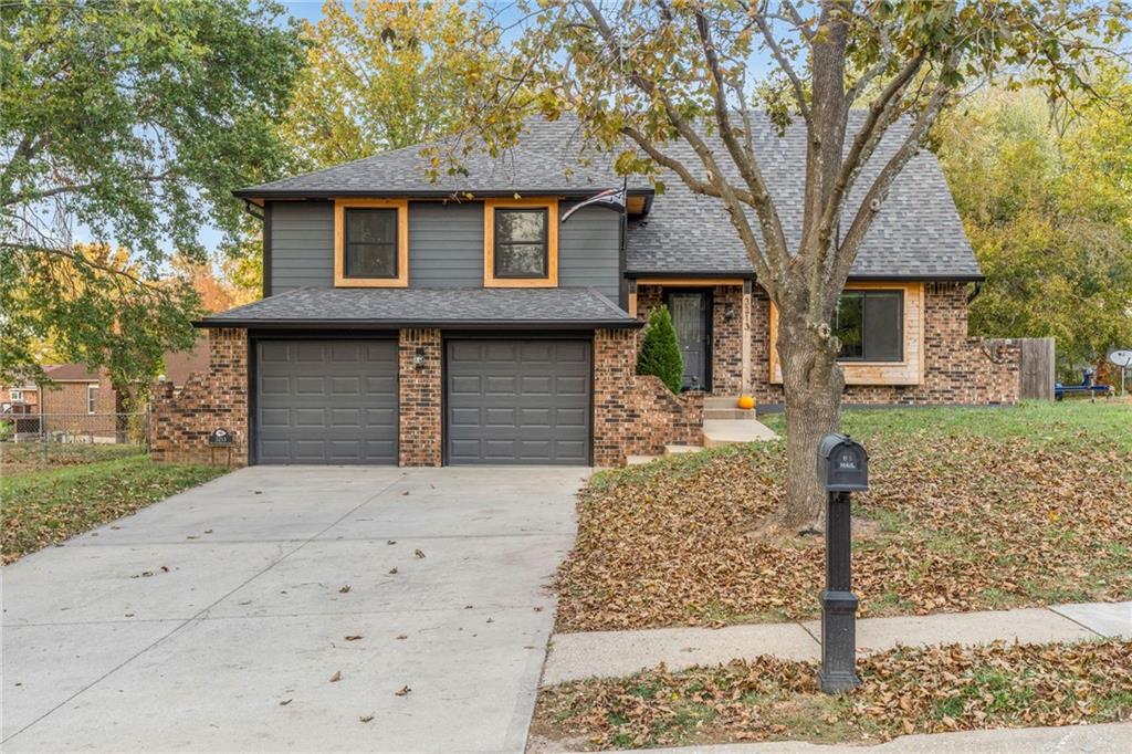 Listing Photo MLS #HMS2585358