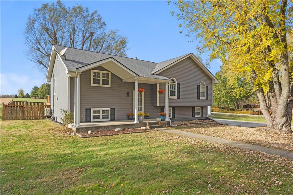 Listing Photo MLS #HMS2586614