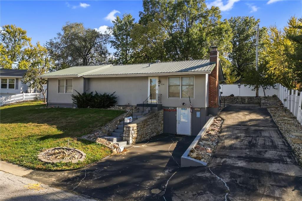 Listing Photo MLS #HMS2587021