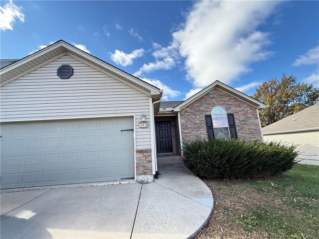 Listing Photo MLS #HMS2587077